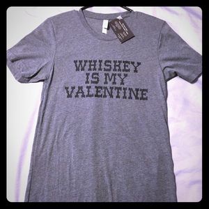 Small NWT t shirt 💗 Valentines